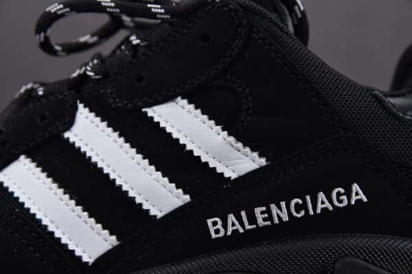 Triples Trainer Sneakers 2000060