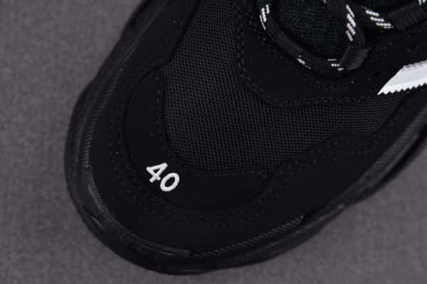 Triples Trainer Sneakers 2000060