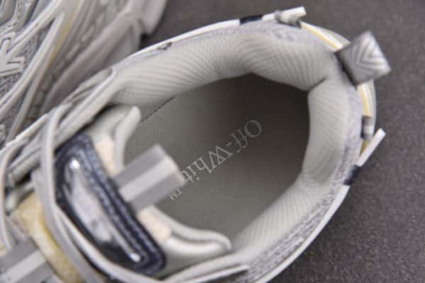 Ofw Be Right Back Brb000001