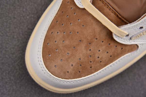 Travis Scott X Air Jordan 1 Low Og Sail Shy Pink Dm7866-106