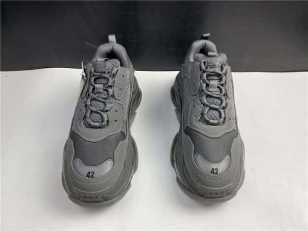 Triples Trainer Sneakers 2000028