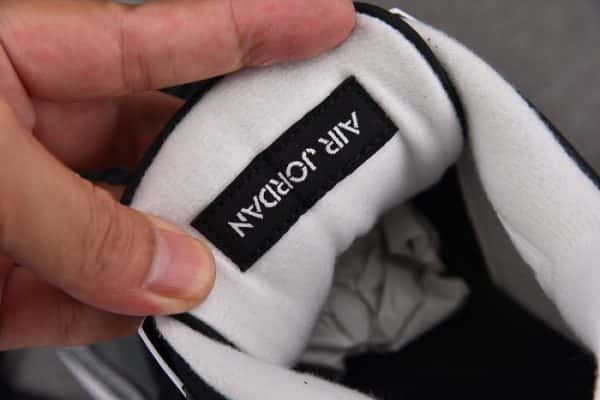 Air Jordan 4 Retro ''Fear'' 2024 FQ8138-002