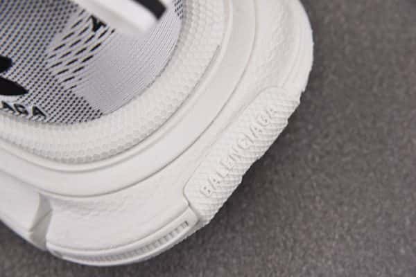 SNEAKER 3XL 31000018