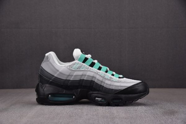 Nike Air Max 95 Black Stadium Green Dh8015-002