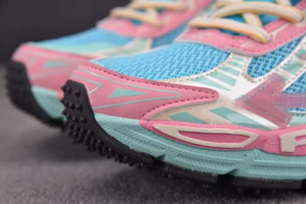 Ofw Be Right Back Brb000008