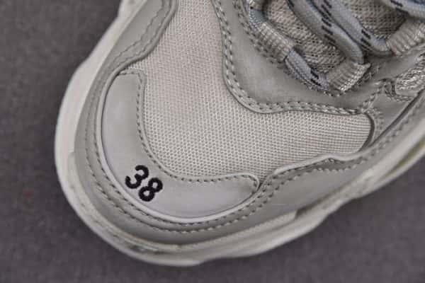 Triples Trainer Sneakers 2000065