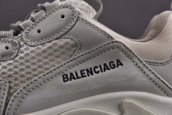 Triples Trainer Sneakers 2000065