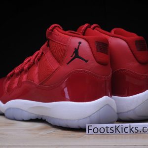 378037-623_footskicks_12__1