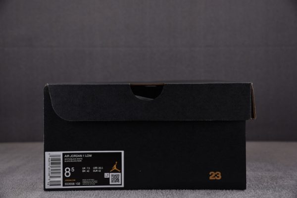 Air Jordan 1 Low White Black 553558-132