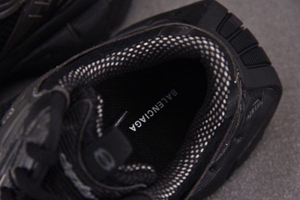 Sneaker Track 4000218