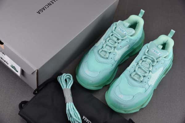 Triples Trainer Clear Sole Sneakers 3000019