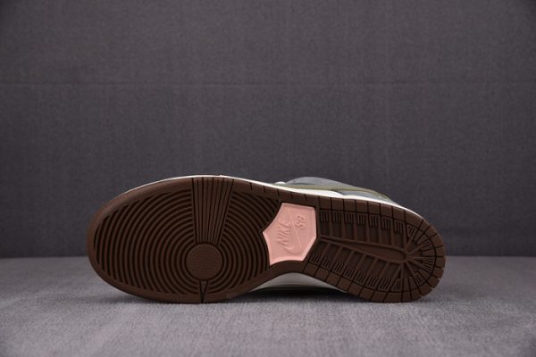 Yuto Horigome X Nike Sb Dunk Low Fq1180-001