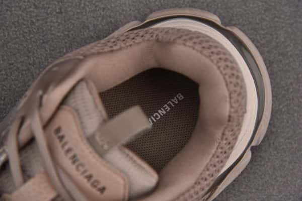 Sneaker Track 5000153