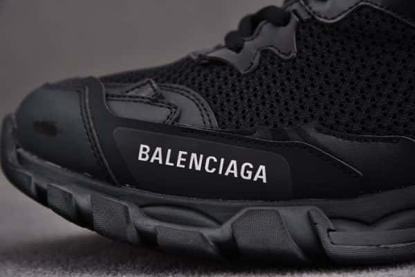 Sneaker Track 5000155