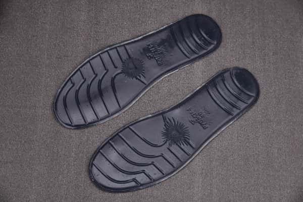 Gel-Kayano 14 1201a161-301