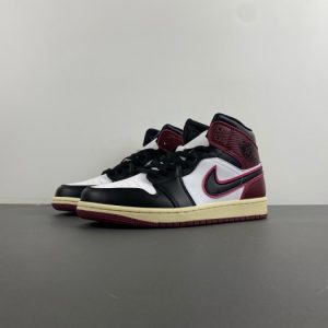Air Jordan 1 Mid Se Bordeaux Fq7818-101