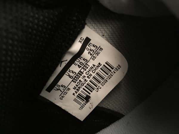 Air Jordan 1 Retro High Og ''Banned'' 2016 555088-001