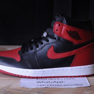 Air Jordan 1 Retro High Og ''Banned'' 2016 555088-001
