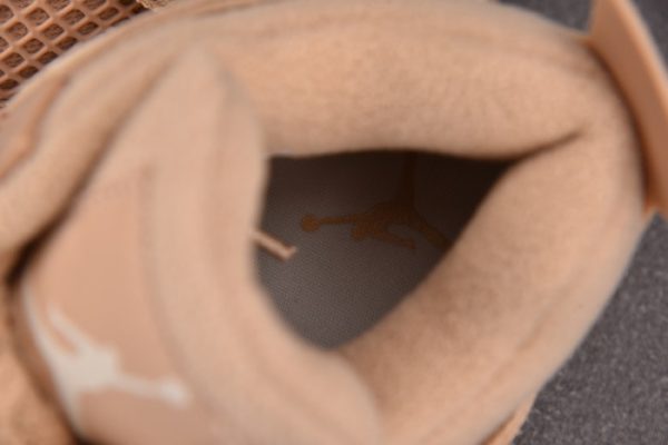 Air Jordan 4 Retro Cozy Girl HV0823-200