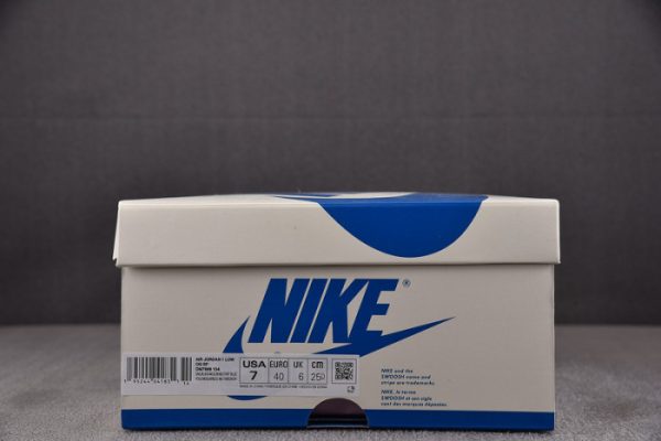 Travis Scott X Fragment X Air Jordan 1 Low OG DM7866-104