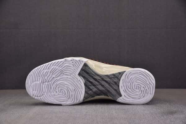 Titan X Jordan 23 Retro SP ''10th Anniversary'' CZ6222-001