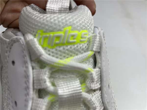 Triples Trainer Sneakers 2000029