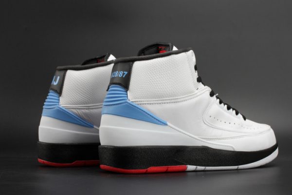 Air Jordan 2 Retro Unc¡°Alumni¡± Mens 917360-105