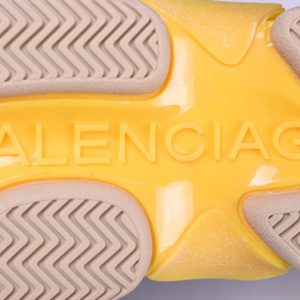 balenciaga_17fw_triple_s_cream_washed_show_snea_grey_mens_483513w06e_10_