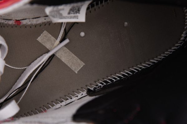 Air Jordan 1 Light Fusion Red 555088-603