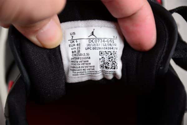 Air Jordan 1 Low Bred Sail Dc0774-061