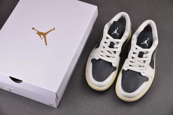 Air Jordan 1 Low Jade Smoke Dc0774-001