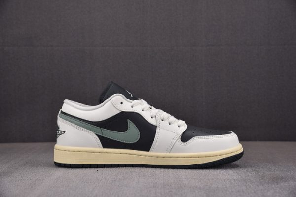 Air Jordan 1 Low Jade Smoke Dc0774-001