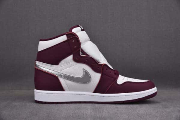 Air Jordan 1 Retro High Og Bordeaux 555088-611