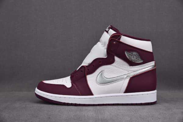 Air Jordan 1 Retro High Og Bordeaux 555088-611