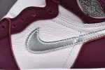 Air Jordan 1 Retro High Og Bordeaux 555088-611
