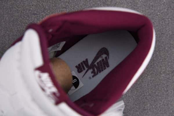 Air Jordan 1 Retro High Og Bordeaux 555088-611