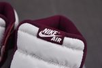 Air Jordan 1 Retro High Og Bordeaux 555088-611