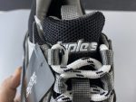 Triples Trainer Sneakers 2000018