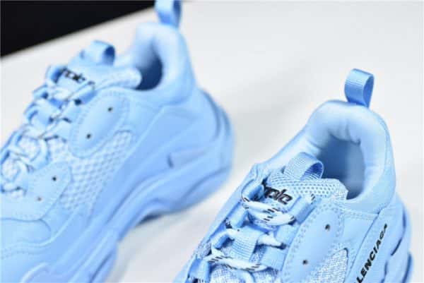 Triples Trainer Sneakers 2000023