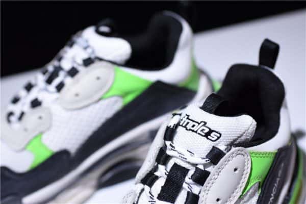 Triples Trainer Sneakers 2000008