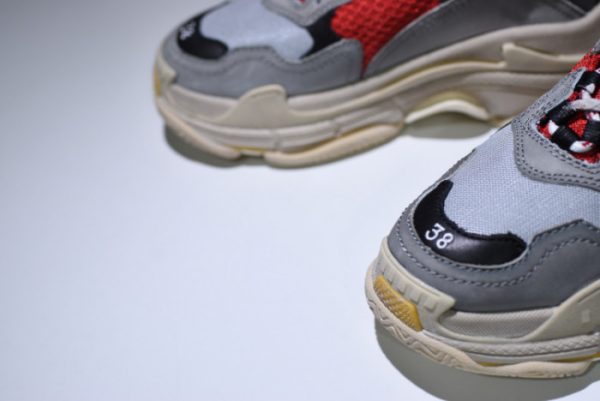 Triples Trainer Sneakers 2000001