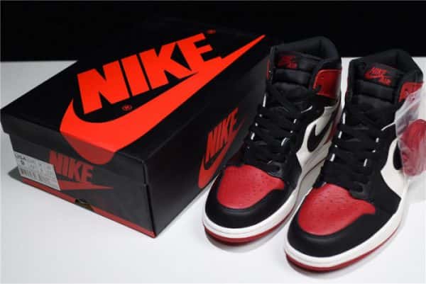 Air Jordan 1 Retro High Og Bred Toe 555088-610