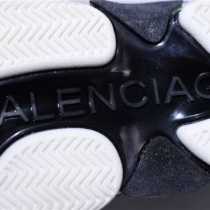 Triples Trainer Sneakers 2000008