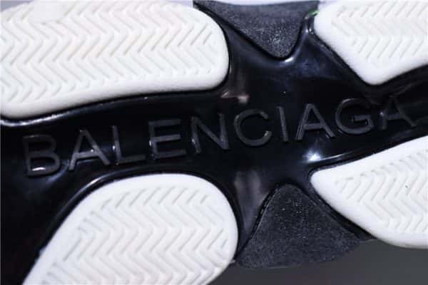 Triples Trainer Sneakers 2000008