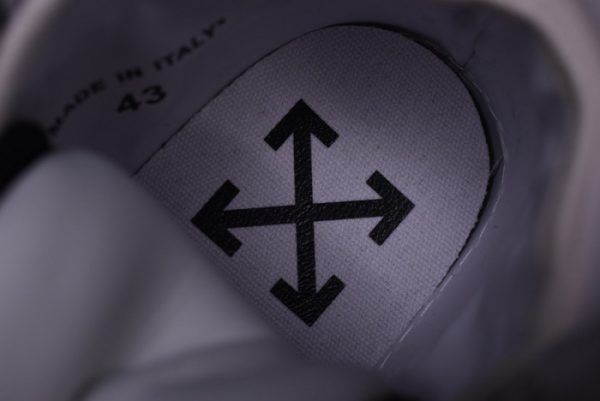 OFW Low 3.0 OMIA065S18800016