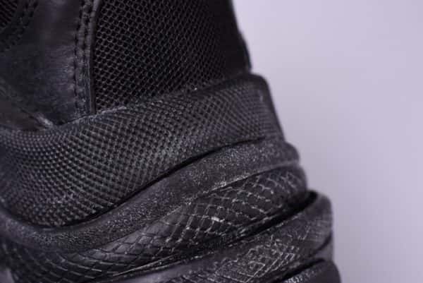 Triples Trainer Sneakers 2000002