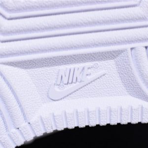 Air Force 1 Low Premium 08 Qs ''Digi Camo'' - 520505-100