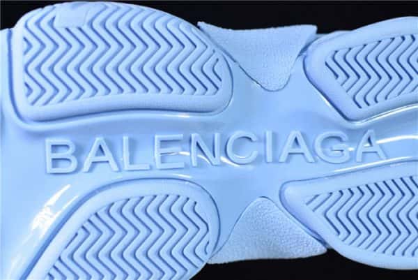 Triples Trainer Sneakers 2000023