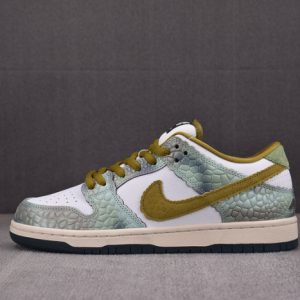 Nike SB Dunk Low Alexis Sablone Chameleon HJ3386-300