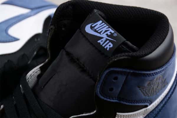 Air Jordan 1 Retro High Og "Blue Moon" 555088-115